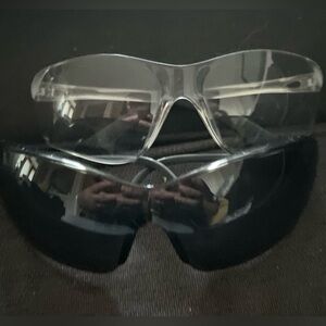 2 pairs of Work safely glasses 1 sunglasses and 1 clear glasses